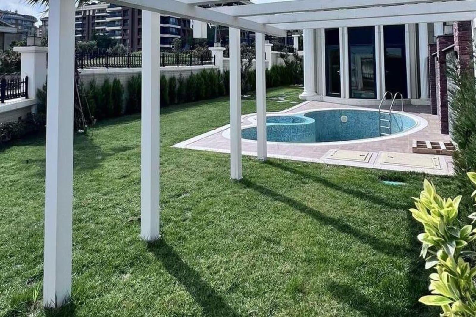 5-Zimmer Villa zum Verkauf in Buyukcekmece, Istanbul, Türkei 4