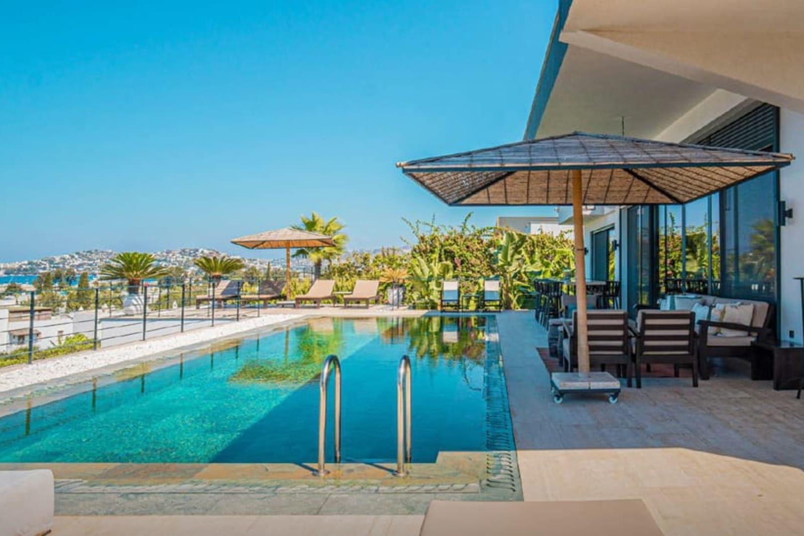 8-Bedroom Villa for Sale in Yalikavak, Bodrum, Turkey 3