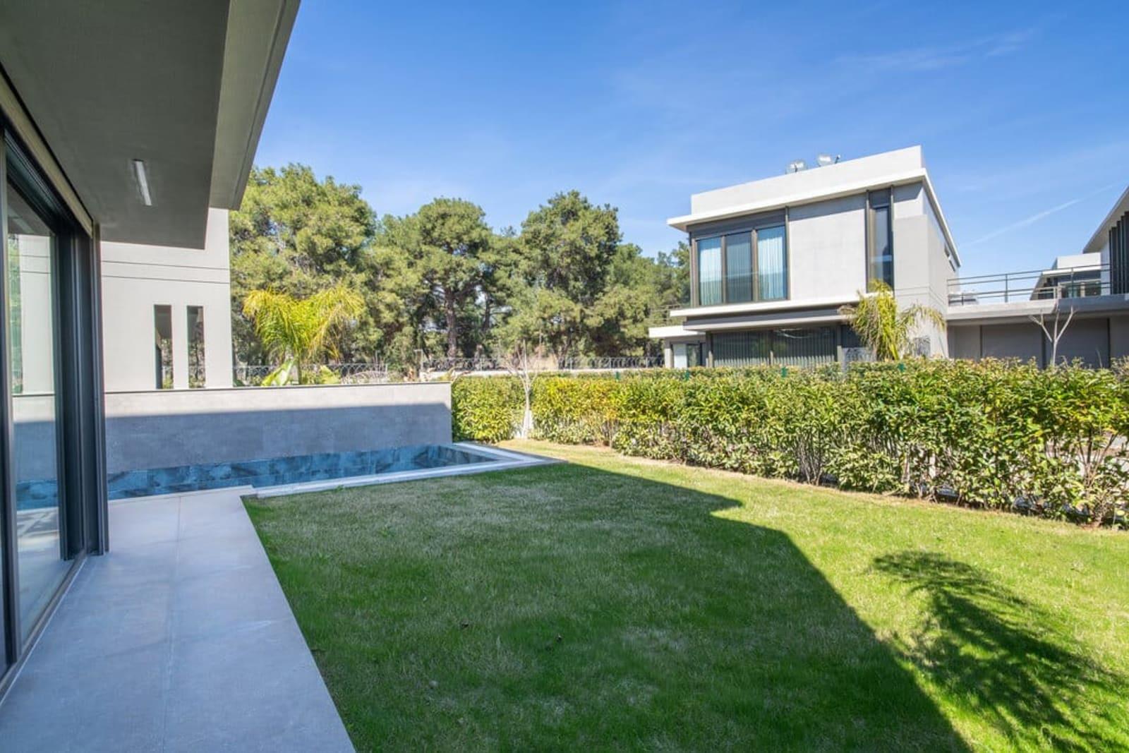 4-Bedroom Villa for Sale in Dosemealti, Antalya, Turkey 5