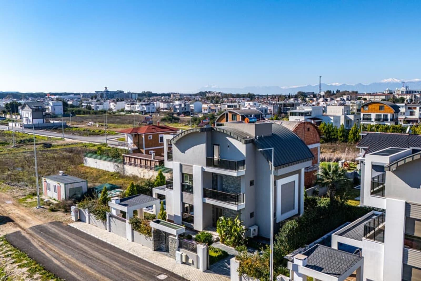 5-Bedroom Villa for Sale in Kadriye, Belek, Turkey 3