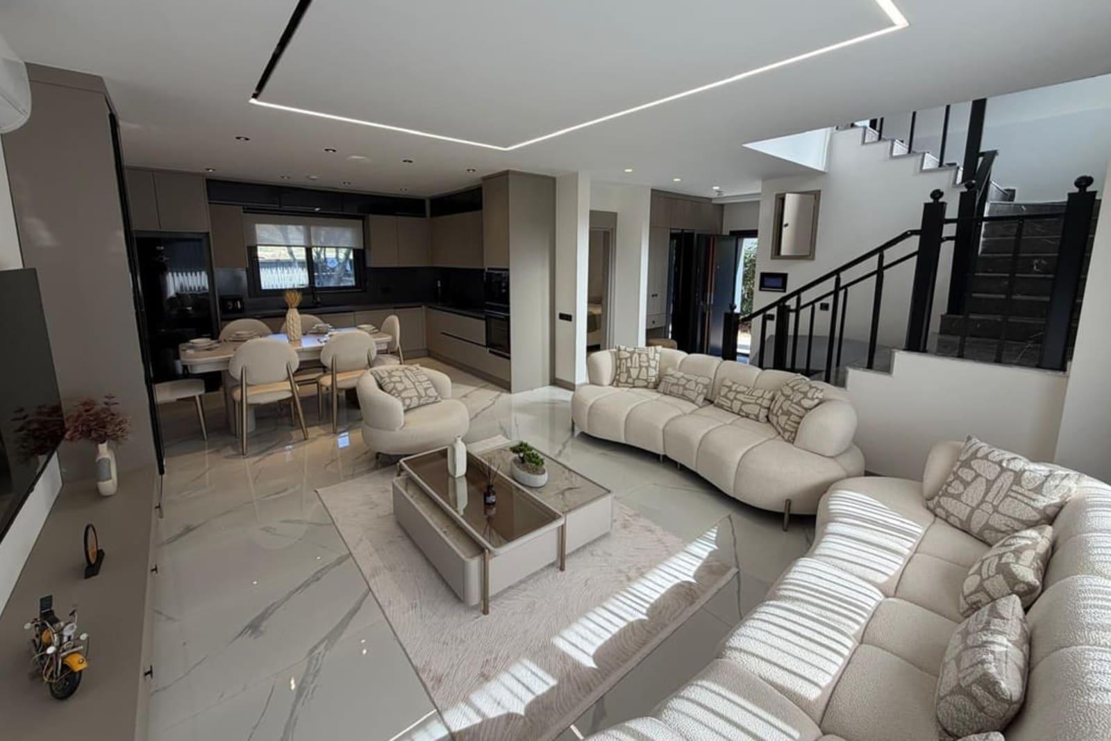 5-Bedroom Villa for Sale in Altinkum, Didim, Turkey 5