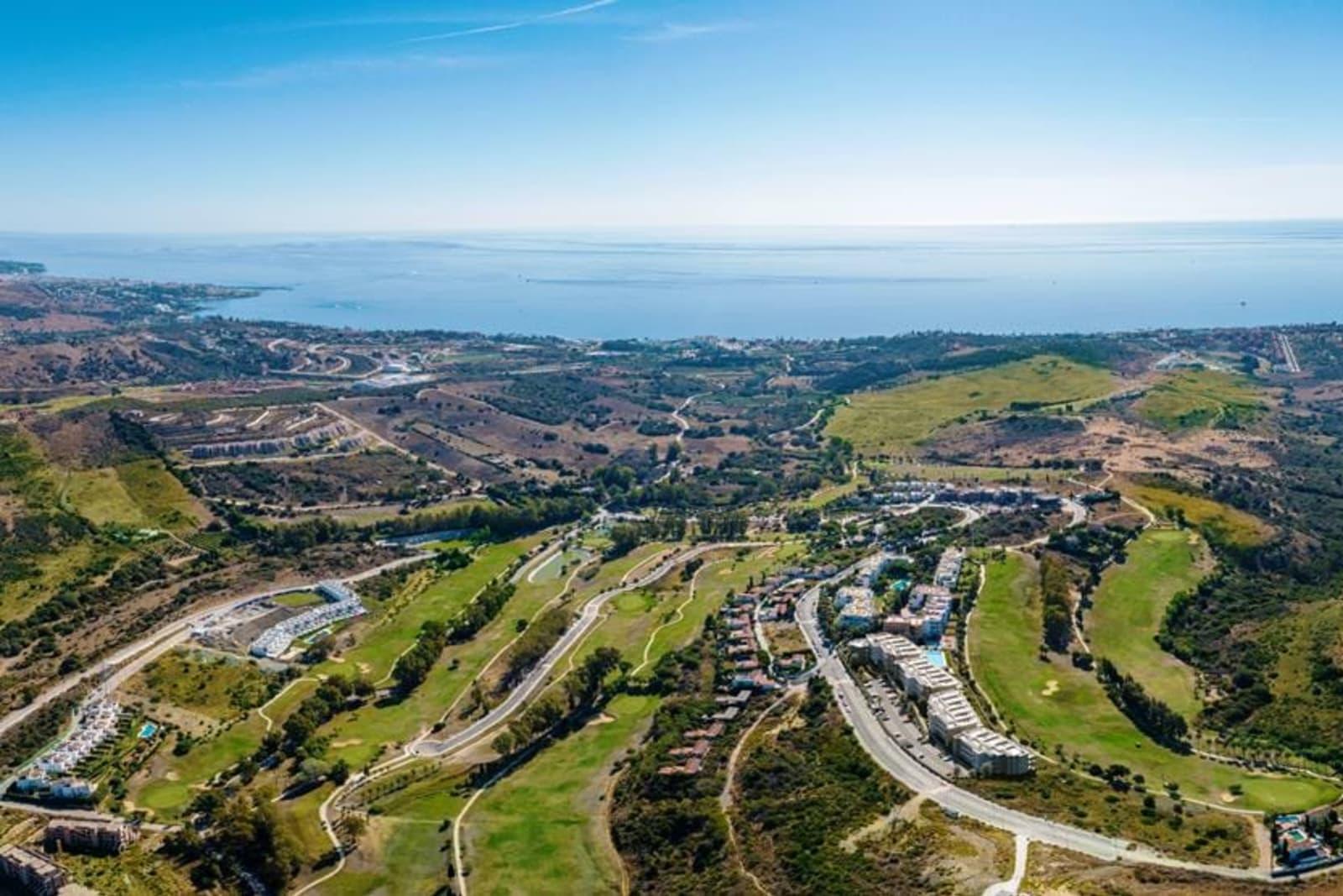 2-Bedroom Apartment for Sale in Estepona, Spain