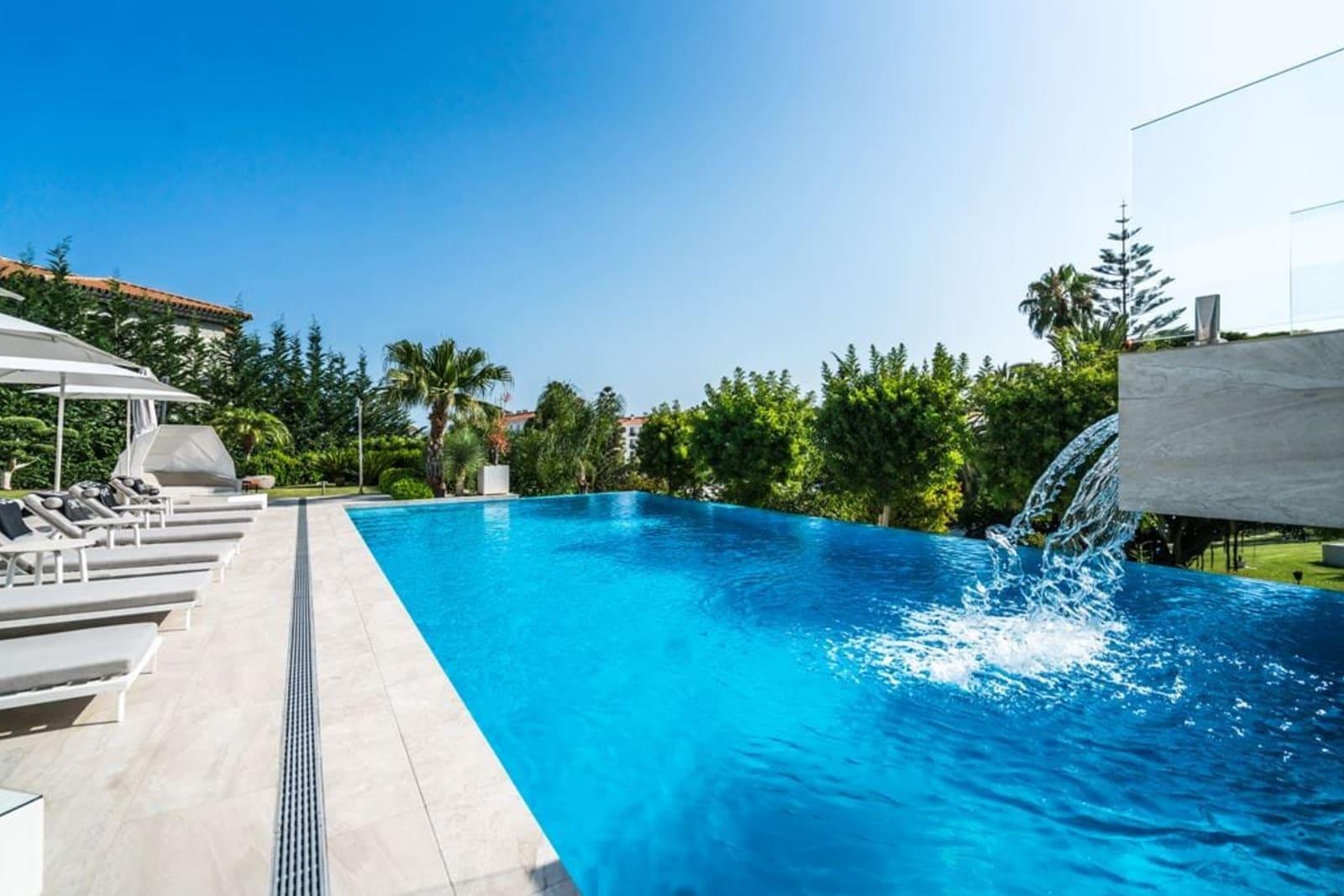 11-Bedroom Villa for Sale in Nueva Andalucia, Marbella, Spain 2