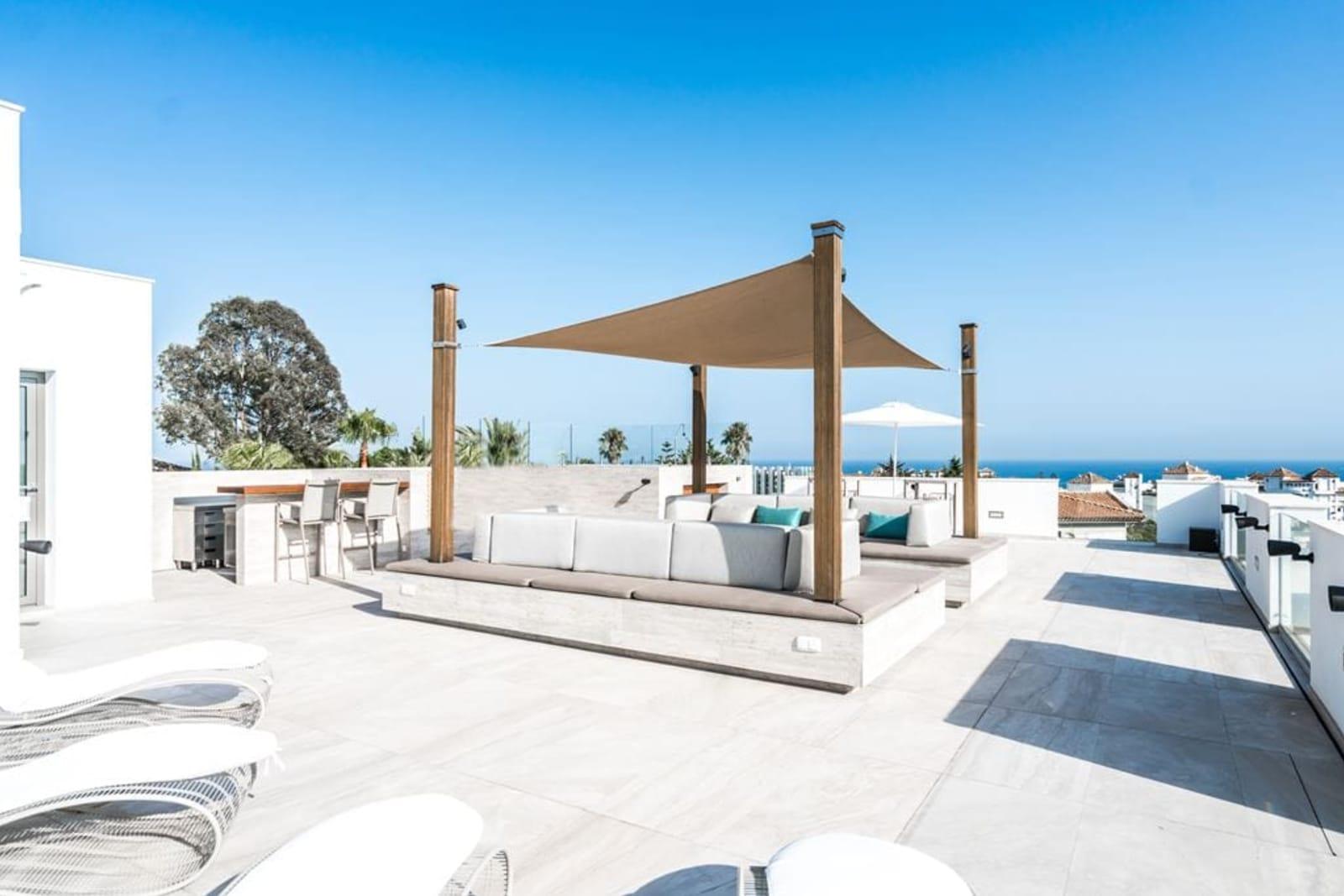 11-Bedroom Villa for Sale in Nueva Andalucia, Marbella, Spain 3