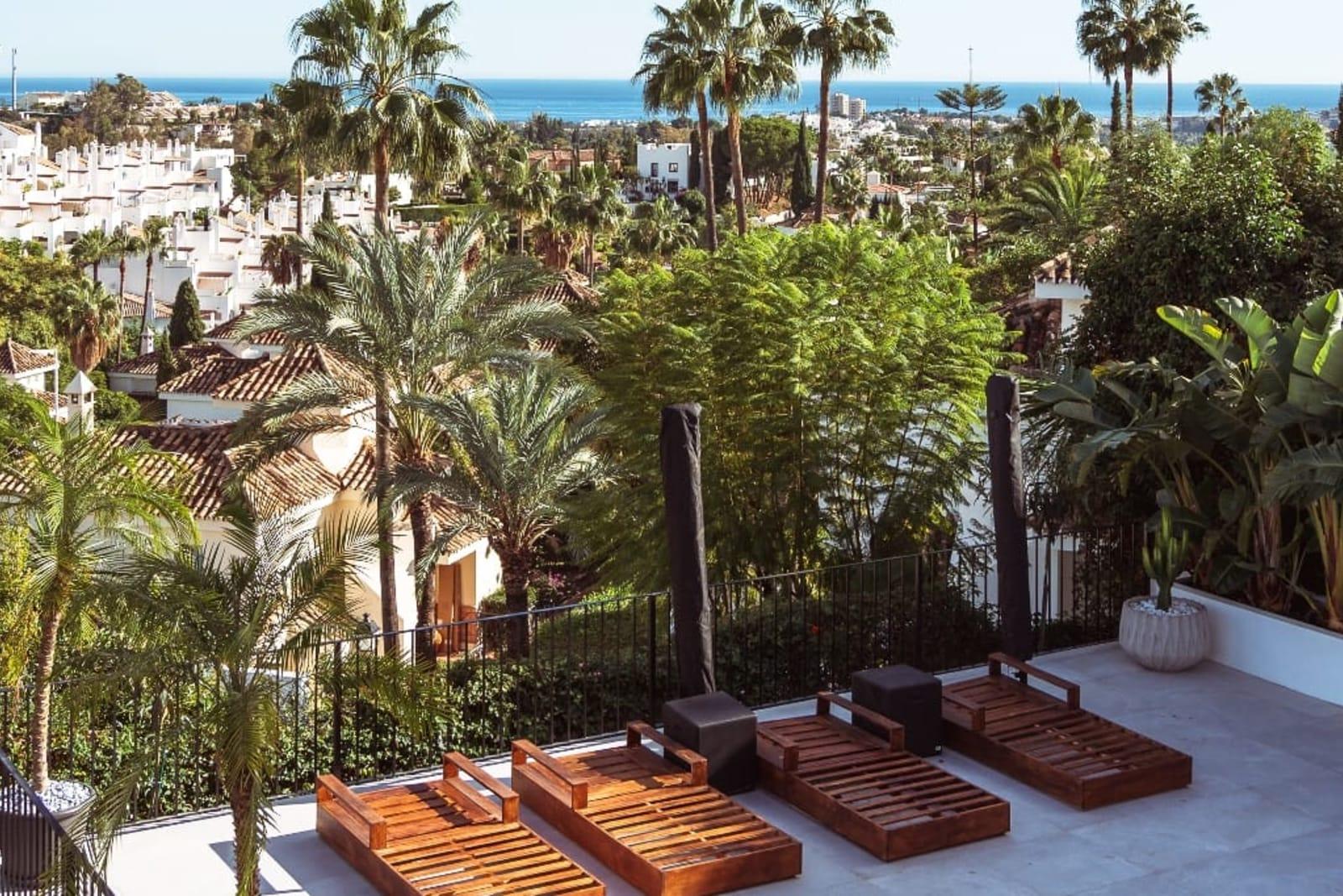 5-Bedroom Villa for Sale in Nueva Andalucia, Marbella, Spain 2