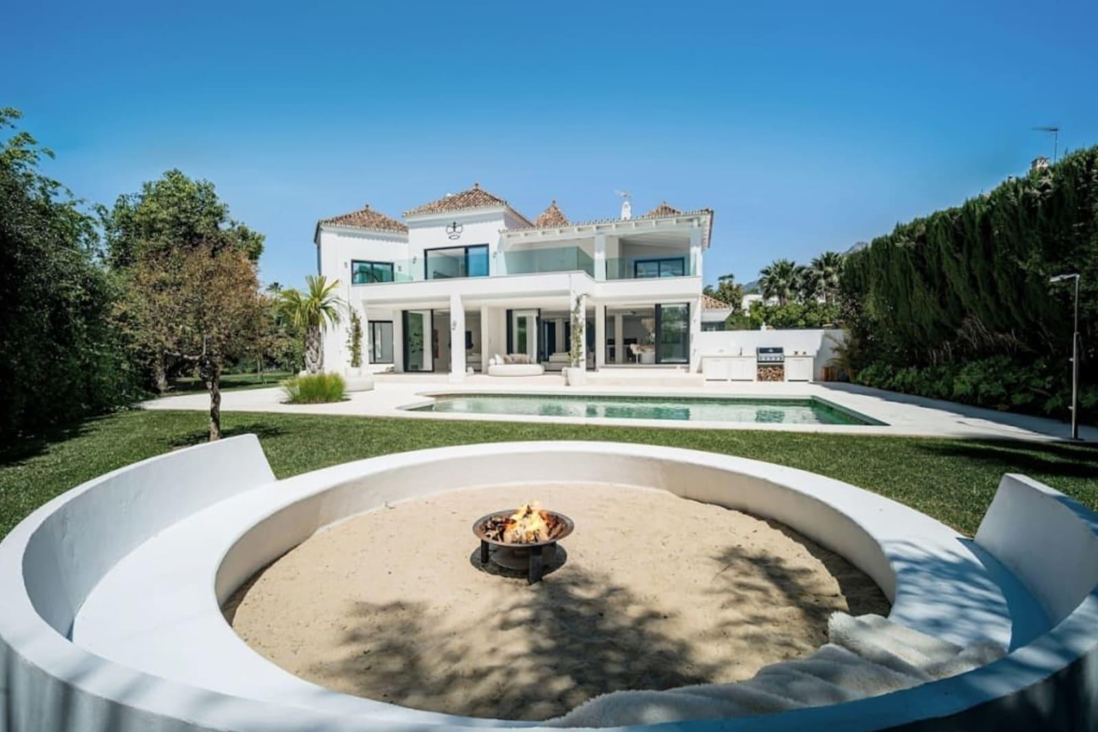 4-Bedroom Villa for Sale in Aloha, Marbella, Spain 3