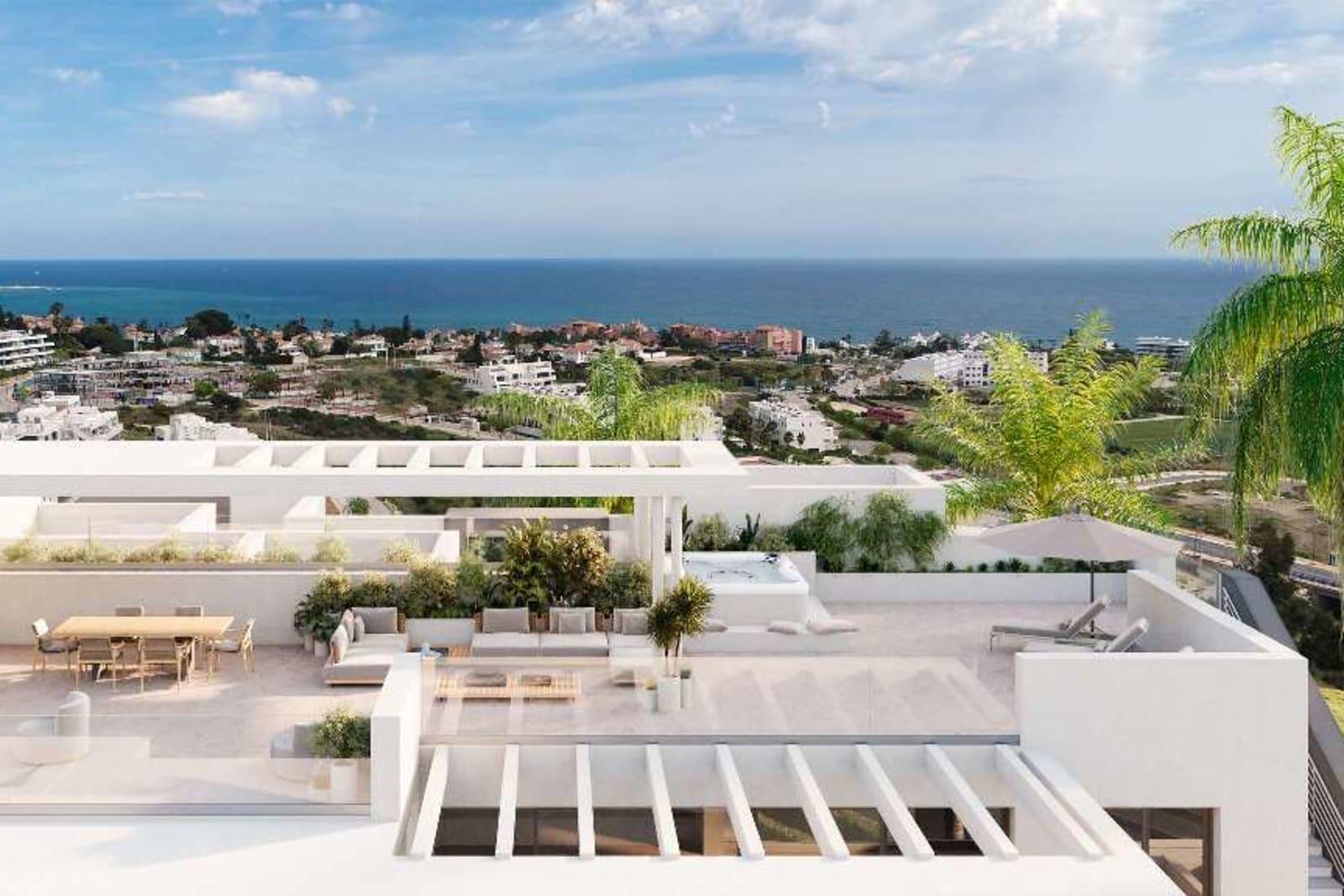 3-Bedroom Villa for Sale in Estepona, Spain 3