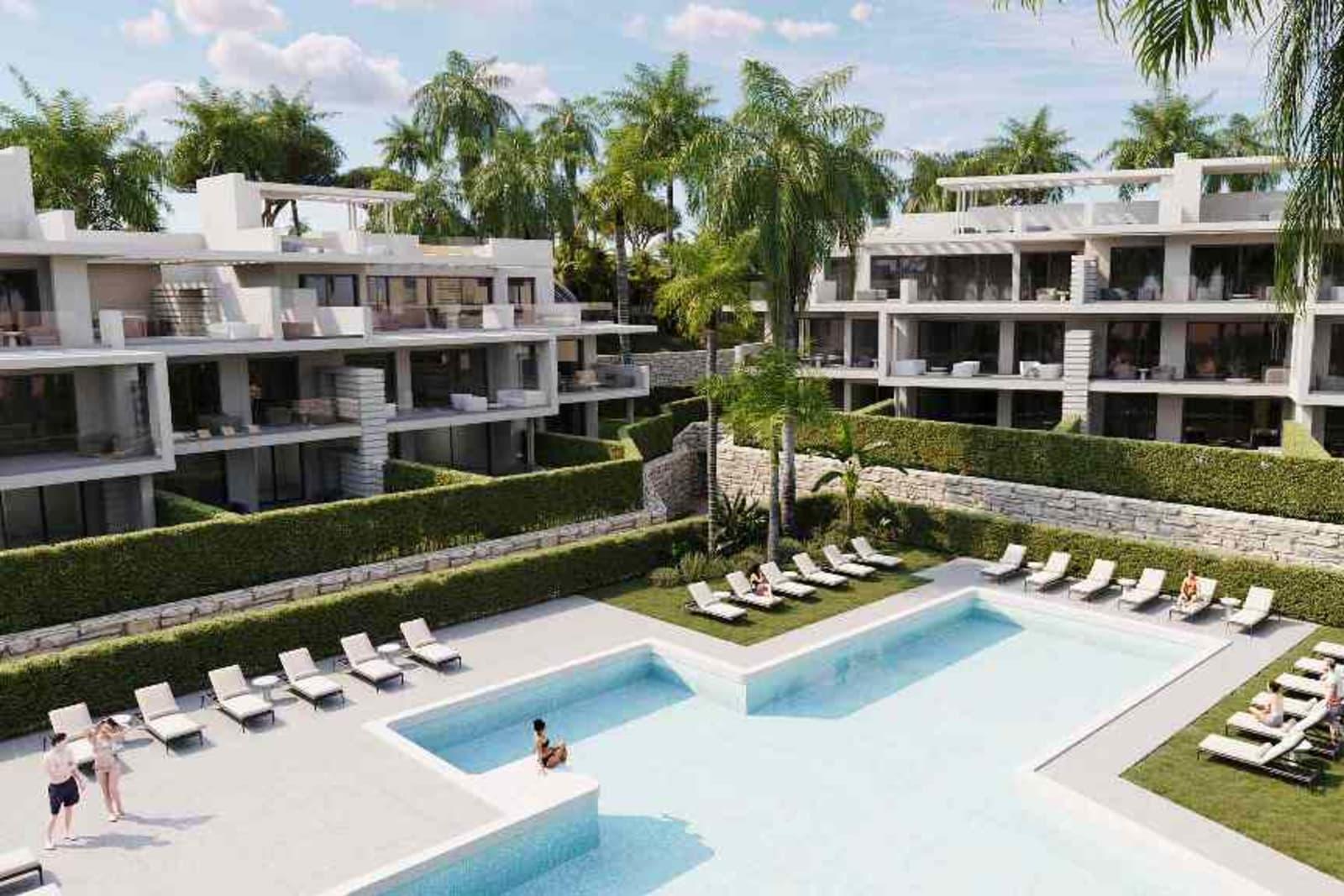 3-Bedroom Villa for Sale in Estepona, Spain 5