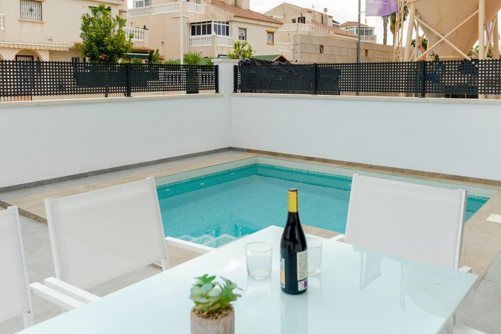 3-Bedroom Villa for Sale in Torreta, Torrevieja, Spain 4
