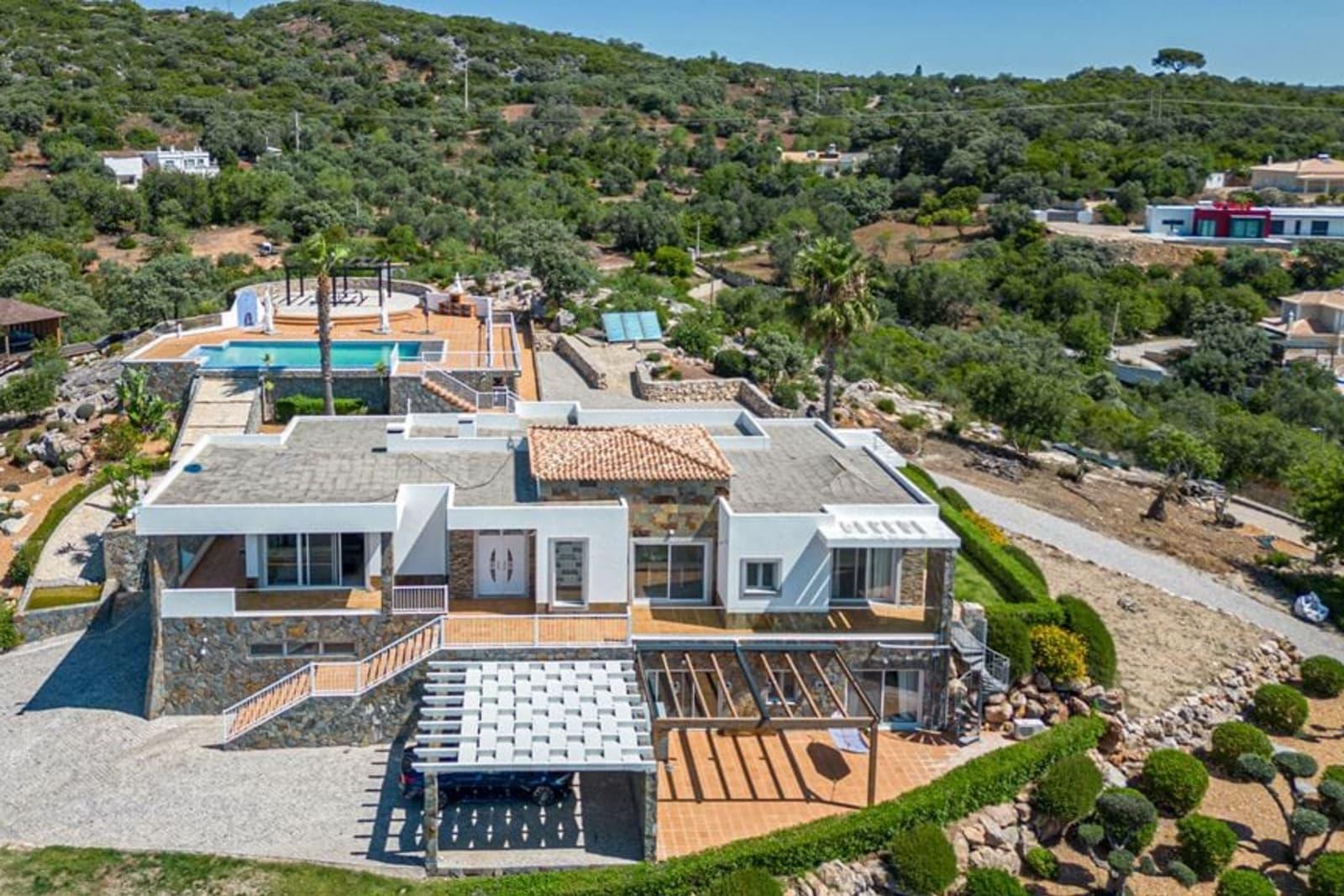 Faro, Portekiz — Satılık 6+1 Villa 4