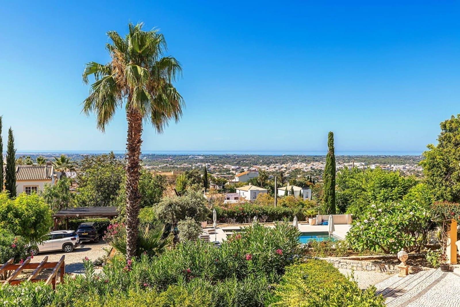 Vale Formoso, Faro, Portekiz — Satılık 3+1 Villa