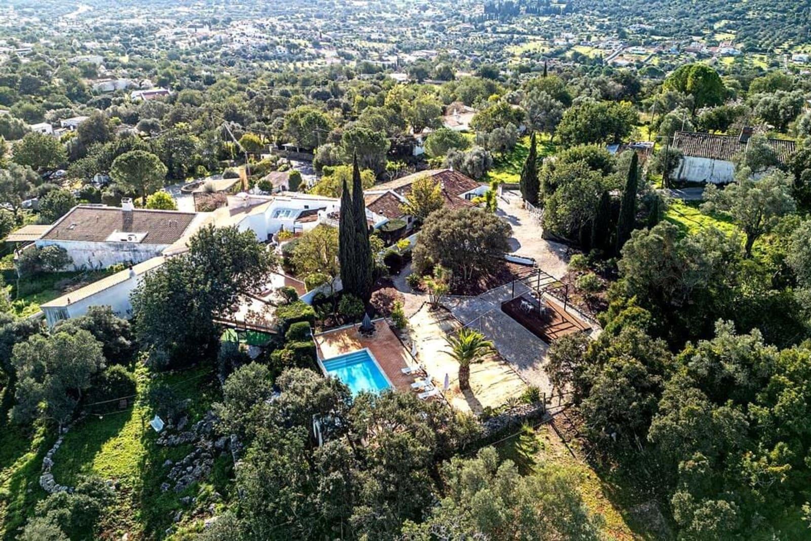 5-Zimmer Villa zum Verkauf in São Romão, Loule, Portugal 2