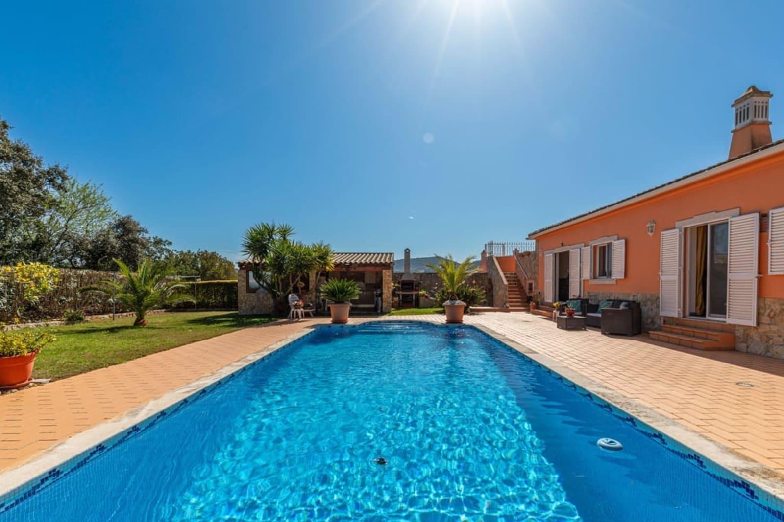 3-Bedroom Villa for Sale in Faro, Portugal 5