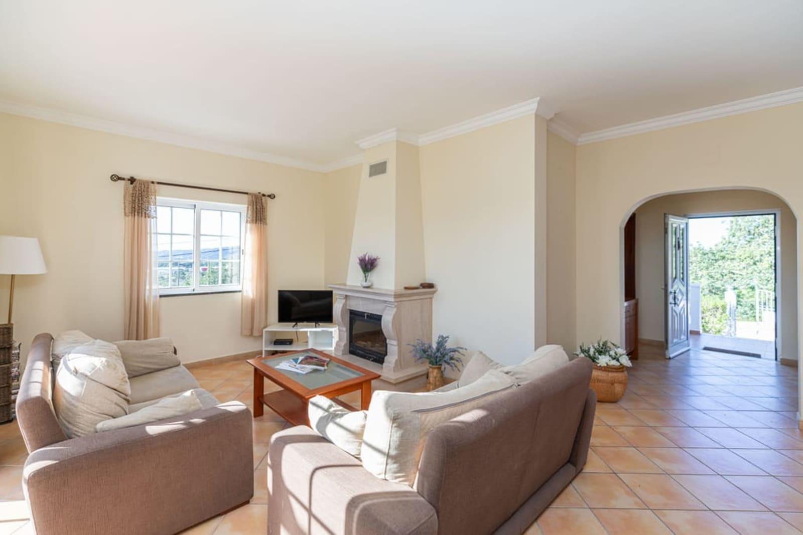 3-Bedroom Villa for Sale in Sao Bras, Faro, Portugal 5
