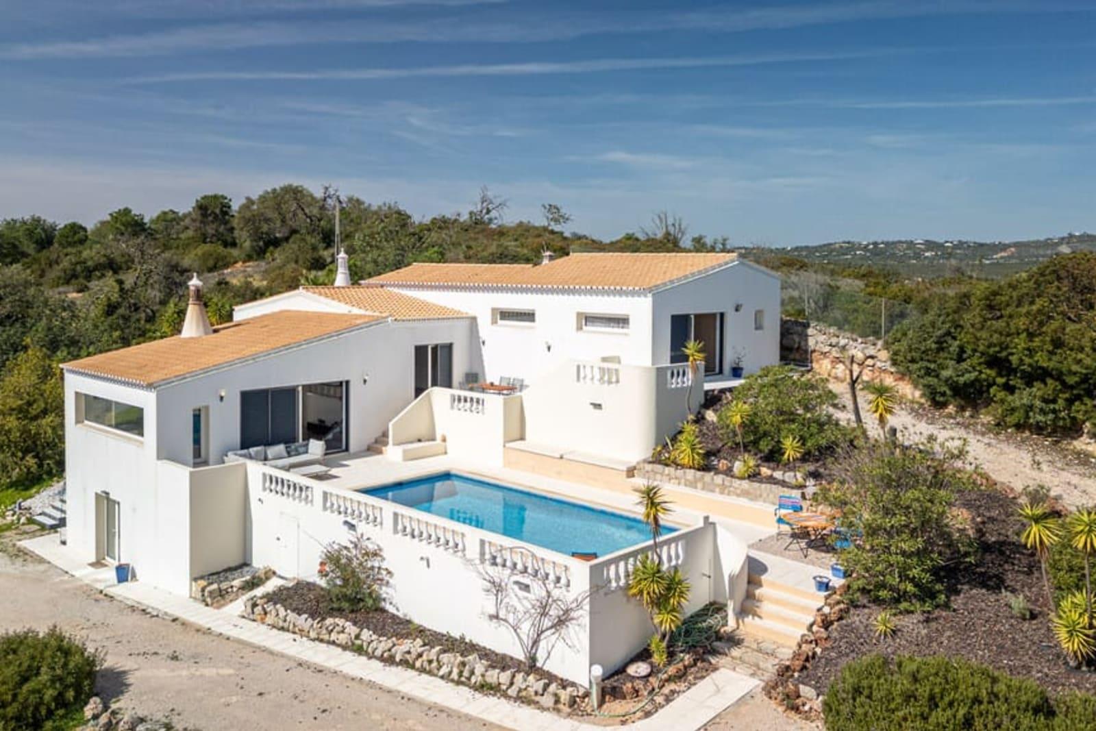 3-Bedroom Villa for Sale in Boliqueime, Vilamoura, Portugal