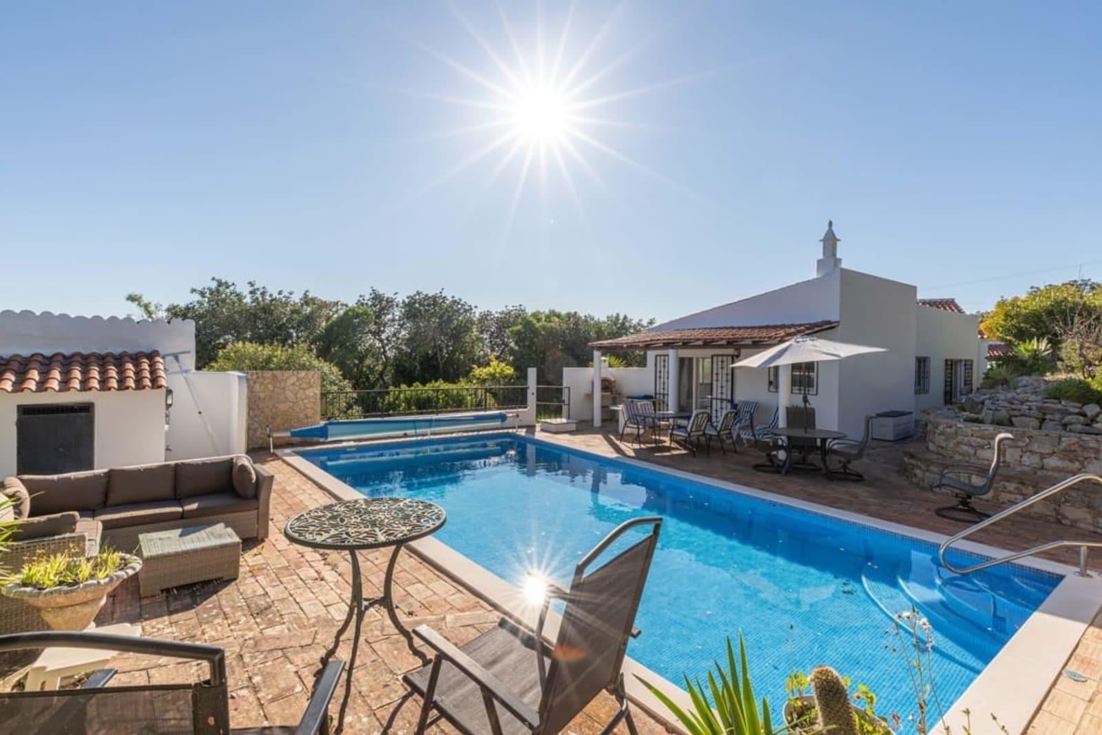 4-Zimmer Villa zum Verkauf in Corotelo, Silves, Portugal