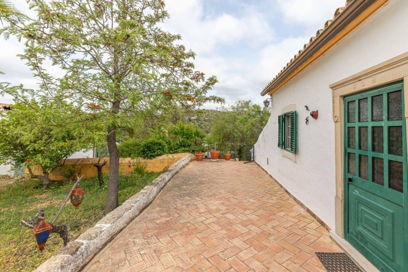 4-Bedroom Villa for Sale in Faro, Portugal 5